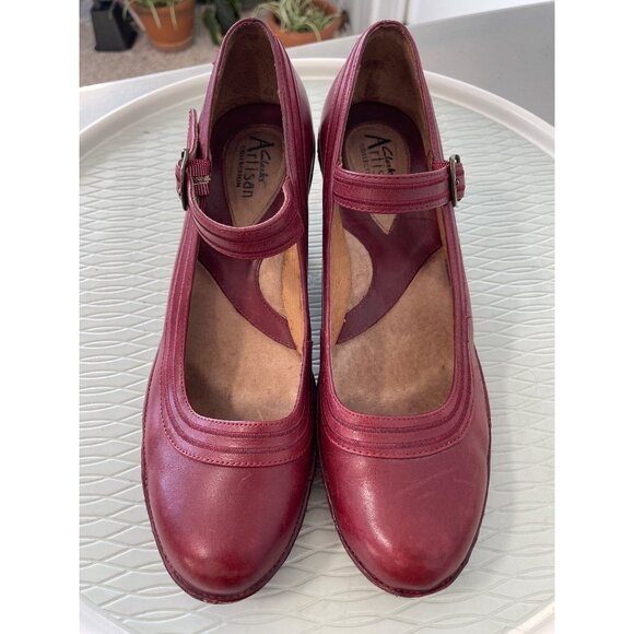 Clarks Artisan Mary Jane Heels Size 9 Adjustable Buckle Strap Round Toe Red Work - Picture 3 of 10